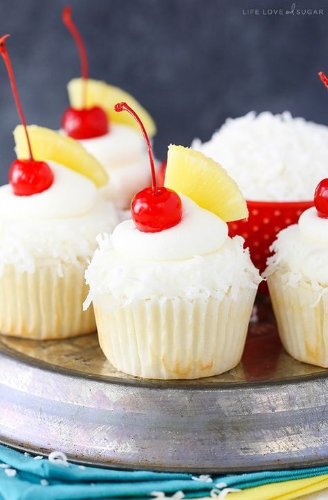 Pina Colada Cupcakes, Life Love And Sugar, Pineapple Cupcakes, Summer Cupcakes, Pina Colada Recipe, Coconut Frosting, Yummy Cupcakes, Chocolate Cheesecake, Savoury Cake