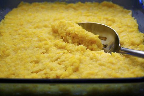 Chi-Chi's Style Sweet Corn Cake Chi Chi's Corn Cake Recipe, Cornmeal Cake Recipe, Corn Cake Recipe, Mexican Corn Cakes, Sweet Corn Cake, Corn Cakes Recipe, Sweet Corn Cakes, Chi Chi's, Corn Cake