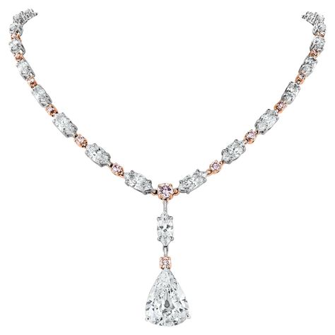 Huge Diamond Necklace, Bedroom Ideas Lights, Harry Winston Diamond Necklace, Diamonds Shapes, Harry Winston Diamond, Pear Shapes, Lamps Ideas, Fine Necklace, Dope Jewelry Accessories