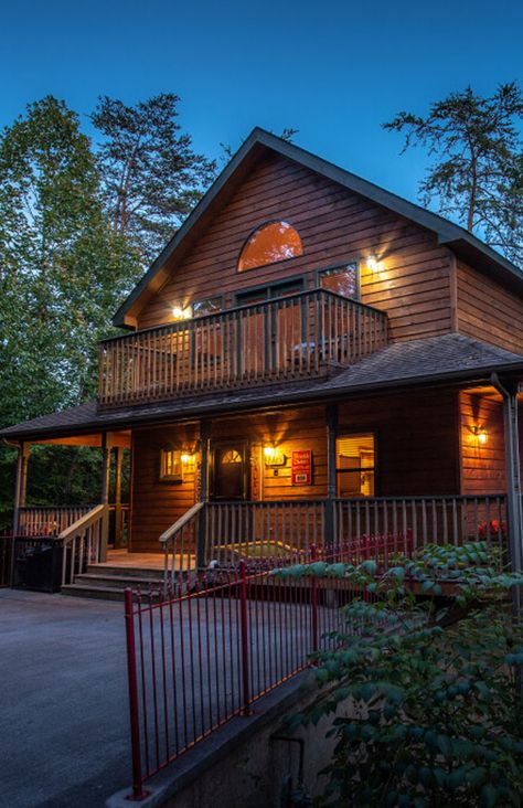 Book a Smoky Mountain cabin rental for your next Pigeon Forge vacation. Pigeon Forge Tennessee Cabins, Smokey Mountain Cabins, Tennessee Aesthetic, Gatlinburg Tennessee Cabins, Pigeon Forge Vacation, Tennessee Cabins, Smoky Mountain Cabin Rentals, Pigeon Forge Cabin Rentals, Cabin Trip