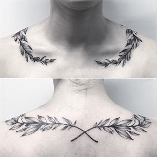 Laurel Tattoo, Laurel Wreath Tattoo, Gotik Tattoo, Wreath Tattoo, Small Neck Tattoos, Tatuagem Masculina Pequena, Small Chest Tattoos, Octopus Tattoo Design, Herz Tattoo