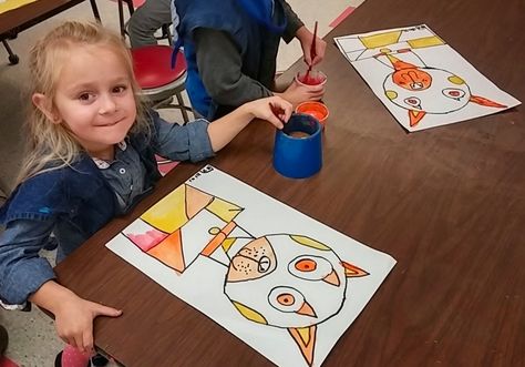 Kindergarten Klee Shape Faces Cat Dog Warm colors Art with Mrs. Seitz Texture Monsters, First Grade Art, Kindergarten Art Lessons, Kindergarten Projects, Paul Klee Art, Kindergarten Art Projects, 2nd Grade Art, Colors Art, Soyut Sanat Tabloları