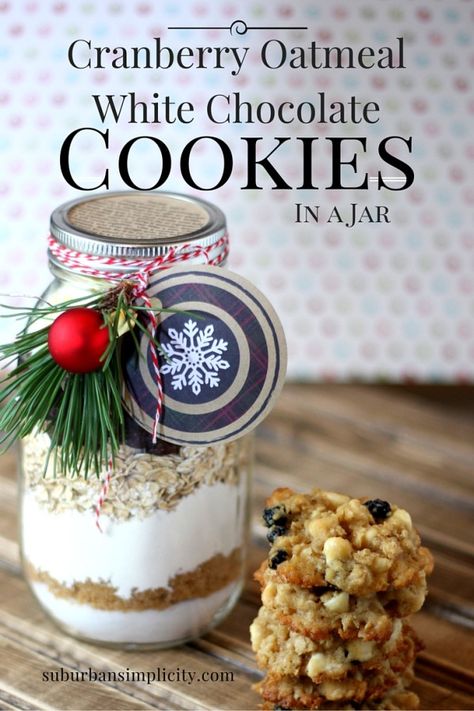 This Cranberry White Chocolate Oatmeal Cookies In a Jar recipe is a perfect handmade gift! It's a sweet and delicious gift anyone would love. #cookies #cookiesinajar #suburbancimplicity #cookierecipes #ediblegifts Oatmeal Cookies In A Jar Recipe, Oatmeal Cookies In A Jar, Cookies In A Jar Recipe, White Chocolate Oatmeal Cookies, White Chocolate Oatmeal, Cookies In A Jar, Cranberry White Chocolate, White Chocolate Cranberry Cookies, Chocolate Oatmeal Cookies