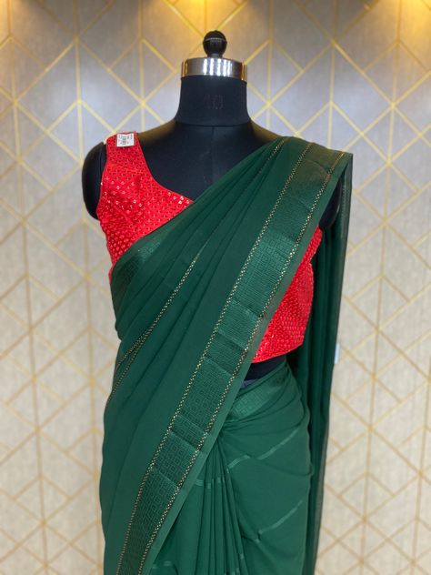 A beautiful chiffon Bottle Green Saree with Contrast Blouse Green Saree Contrast Blouse, Saree Contrast Blouse, Bottle Green Saree, Saree With Contrast Blouse, Latest Sarees Online, Kanjivaram Saree, Crepe Silk Sarees, Fashionable Saree Blouse Designs, Green Saree