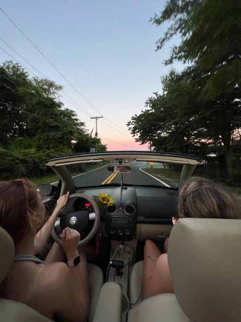 Feel Good Playlist, Summer Road Trip Aesthetic, Hype Songs, Best Road Trip Songs, Beetle Convertible, Summer Goals, Trendy Boutique, Pretty Cars, Road Trip Fun