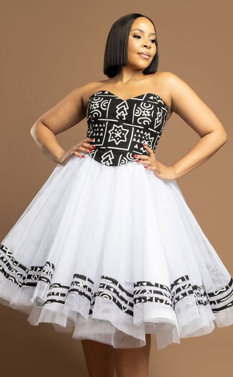 Zulu Aesthetic, Seshweshwe Dresses Design, Shweshwe Dresses Patterns, Seshweshwe Dresses, Pedi Traditional Attire, Dresses Patterns, African Elegance, South African Traditional Dresses, African Bridesmaid Dresses