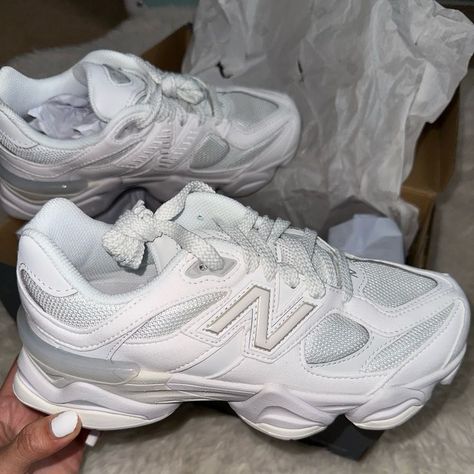 New Balance 960, White New Balance Shoes, Nike New Balance, Rare Shoes, Grey New Balance, New Balance White, New Balance 9060, Shoes New Balance, Pretty Shoes Sneakers