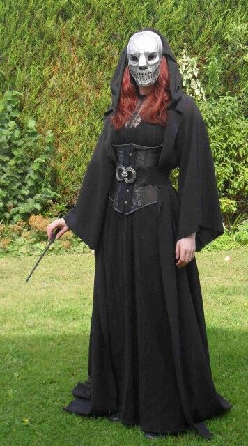 Harry Potter Cosplay, Carnival Of Venice, Halloween Inspo, Cosplay Characters, Harry Potter Fan Art, Cat Noir, Cosplay Outfits, Costumes For Women, Outfits Aesthetic