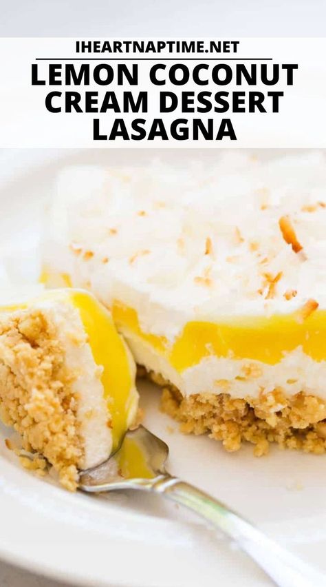 A delicious lemon lasagna dessert filled with layers of crushed golden Oreo’s, cream cheese whipped topping, lemon pudding, cool whip and toasted coconut. Crunchy, creamy and light all at the same time! Lemon Lasagna Dessert, Coconut Cream Dessert, Lemon Lasagna, Amazing Easy Recipes, Lasagna Dessert, Pudding Whipped Cream, Dessert Lasagna, Golden Oreo, Coconut Dessert