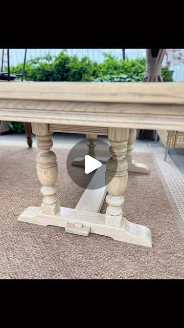 Xiomara Bates •Home decor •DIYs •Furniture makeovers on Instagram: "Watch me transform this old oak table !
I started by stripping the legs using klean strip and I did sand after removing the stripper with mineral spirits. This was definitely a hard finish to remove so sanding was needed. For the top of this table it was 100% sanding. I wanted to go for a white oak look so I decided to use our new Raw Wash color . You can find it on our website Woodandhomeaccents.com . I used my favorite top coat by @behrpaint (matte polyurethane and now we have a brand new looking table. If you have any questions please leve them down below ⬇️. I will be happy to answer them .

#DIY #diyhome #diyhomedecor #diytutorial #antesydespues #trhiftedfinds #Furniture #Woodfurniture #furnitureflip #howto #learnhow Oak Table Makeover, Stained Table, Mineral Spirits, Table Makeover, Oak Table, Furniture Makeovers, Hacks Diy, Flipping Furniture, White Oak