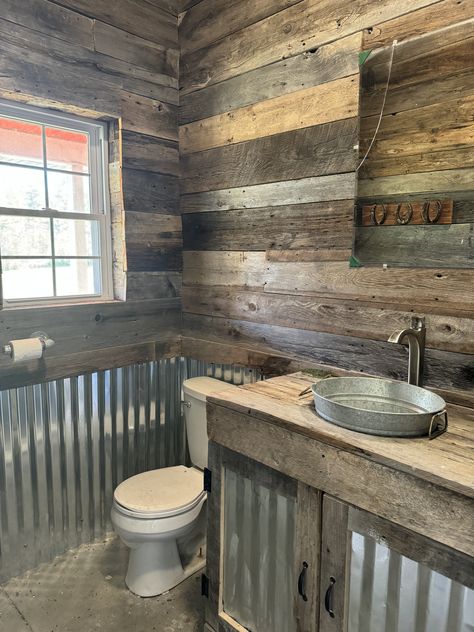 Corrugated Iron Bathroom, Tin Wainscoting Bathroom, Bathroom With Tin Walls, Galvanized Tin Walls Bathroom, Galvanized Steel Bathroom, Rustic Tin Walls Ideas, Rustic Industrial Bathroom Ideas, Rustic Half Bathroom, Rustic Bathrooms Ideas Farmhouse