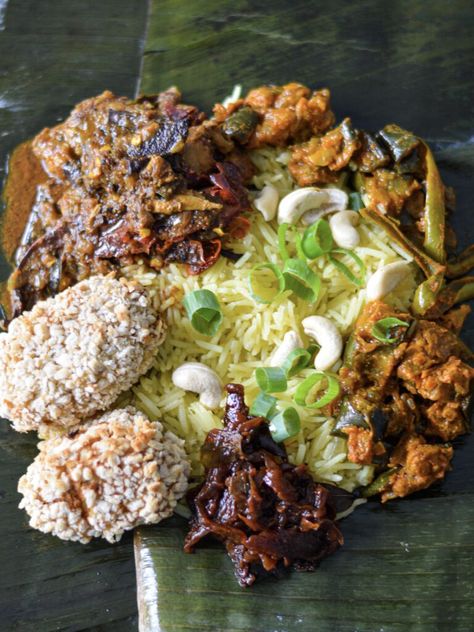 Sri Lankan Curry Recipes, Sri Lankan Rice And Curry, Sri Lankan Chicken Curry, Sri Lankan Egg Curry, Rice And Curry Sri Lanka, Masterchef Recipes, Eggplant Curry, Chilli Paste, Onion Relish