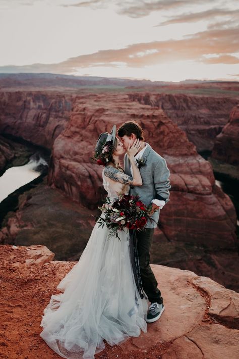 Styled Horseshoe Bend Elopement with Steven and Courtney Horseshoe Bend Wedding, Horseshoe Bend Elopement, Places To Propose, Bend Wedding, Edgy Wedding, Elopement Styling, Romantic Picnics, Phoenix Wedding, Wedding Flower Inspiration