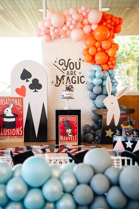 Magic Theme Birthday Party Decorations, Magician Party Decorations, Magic Birthday Party Theme, Magic Theme Party, Magic Party Theme, Magician Birthday Party, Kids Party Props, Magician Party, Magic Birthday Party