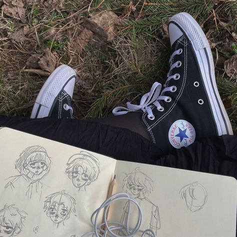 Aesthetic Quiz, Artist Aesthetic, Best Seasons, Autumn Aesthetic, Aesthetic Photo, My Vibe, Converse High Top Sneaker, Converse Chuck Taylor High Top Sneaker, Fall Vibes