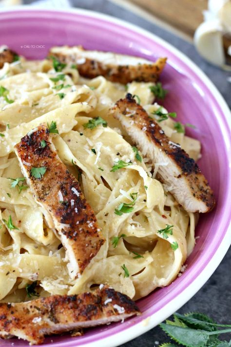 Grilled Chicken Alfredo Pasta, Chicken Fettucini, Grilled Chicken Alfredo, Olive Garden Alfredo Sauce Recipe, Vegetarian Alfredo, Chicken Alfredo Fettuccine Recipe, Grilled Chicken Pasta, Chicken Fettuccine Alfredo, Chicken Fettuccine