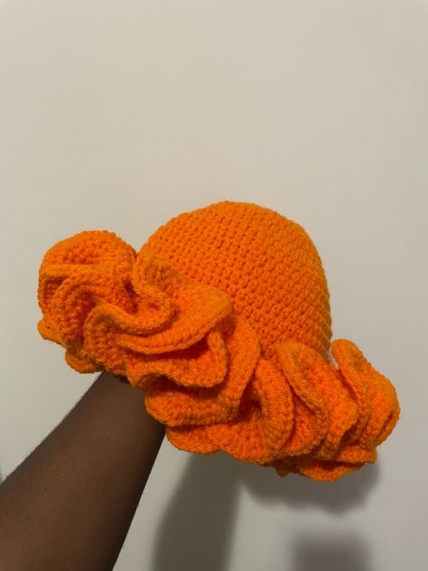 Crochet Ruffle Hat, Crochet Orange, Ruffle Hat, Orange Crochet, Crochet Ruffle, Crochet Bucket, Hat Crochet, Crochet Hat, Crafty Things