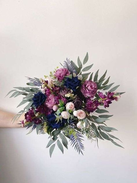 Fall Wedding Bouquets Purple, Plum Bouquet, Plum Wedding Flowers, Navy Wedding Bouquet, Henna Flowers, Orchid Bridal Bouquets, Calla Lily Bridal Bouquet, Bridal Things, Lily Bridal Bouquet