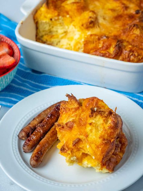 Classic Cheese Strata | 12 Tomatoes Breakfasts Casseroles, Cheese Strata Recipe, Egg Strata, Cheese Strata, Strata Recipes, Brunch Foods, Breakfast Board, Brunch Casserole, Breakfast Meals