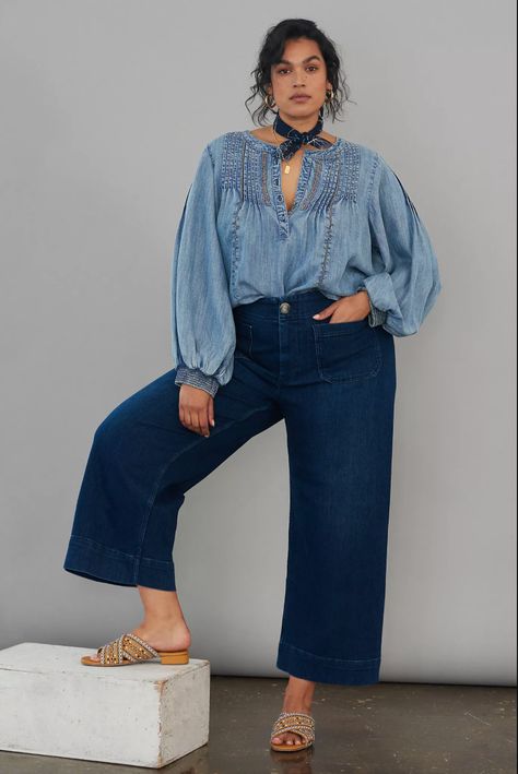 20 Versatile Denim Pieces to Wear From Head to Toe | Who What Wear Party Outfit Plus Size, Best Plus Size Jeans, Wide Leg Jeans Outfit, Look Plus Size, All Jeans, Outfit Jeans, Date Outfits, Plus Size Jeans, Look Plus