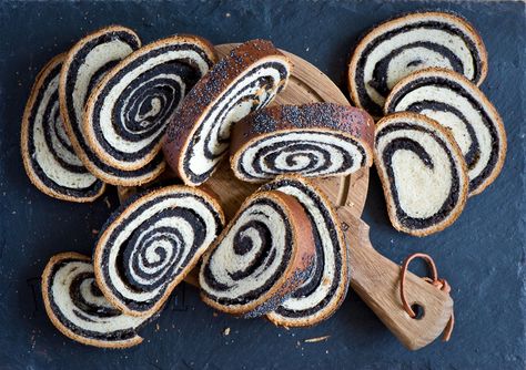 This poppy seed roll recipe is a classic Polish dessert that can be made with freshly ground poppy seed filling or purchased canned filling. Polish Poppy Seed Roll Recipe, Poppy Seed Recipes, Poppy Seed Roll, Nut Roll Recipe, Poppy Seed Filling, Polish Recipe, Favorite Christmas Desserts, Polish Desserts, Nut Rolls