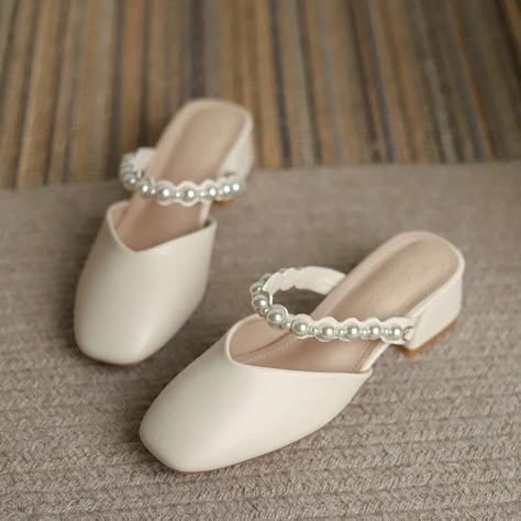 Fairy Heels, Soft Leather Sandals, Half Slippers, Designer Slippers, Fairy Fashion, Girly Shoes, Pearl Design, Thick Heel, Leather Slippers