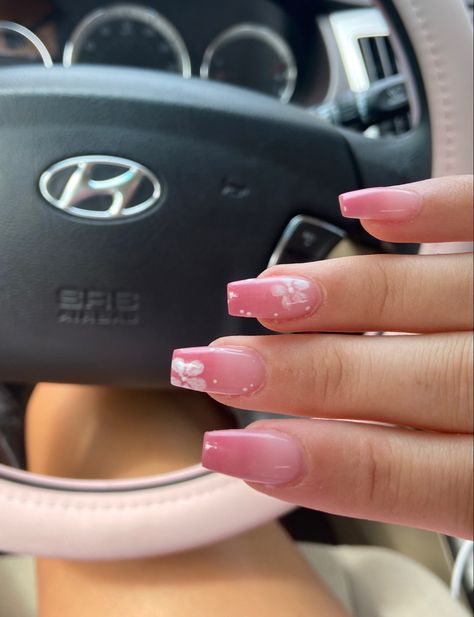 pink flower nails ombre Pink Flower Nail Designs, Pink Flower Nails, Nails Ombre, Light Pink Flowers, Flower Nail Designs, Flower Nail, Best Acrylic Nails, Flower Nails, Pink Flower