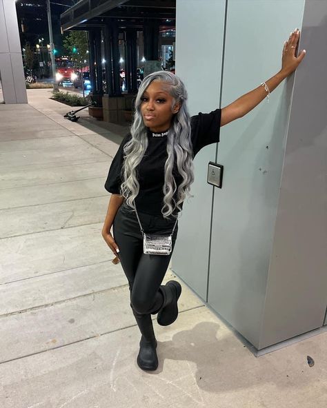 Boots Outfit Black Women, Croc Boots, Outfit Black Women, Balenciaga Boots, Girls Streetwear, Black Boots Outfit, Boot Outfits, Cute Birthday Outfits, Party Fits