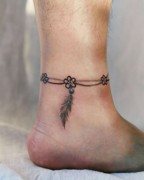 Charm Anklet Tattoo, Anklet Tattoos For Women, Anklet Tattoo, Wrist Bracelet Tattoo, See Tattoo, Ankle Bracelet Tattoo, Cute Anklets, Bracelet Tattoo, Anklet Tattoos