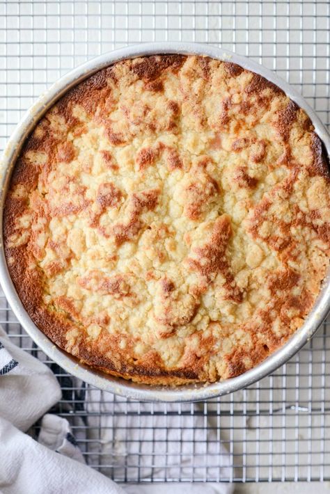 Rhubarb Crumb Cake, Rhubarb Upside Down Cake Taste Of Home, Upside Down Rhubarb Cake Recipe, Rhubarb Butter Cake, Rhubarb Breakfast Cake, Upside Down Rhubarb Cake, Rhubarb Torte, Cooking Rhubarb, Baked Rhubarb