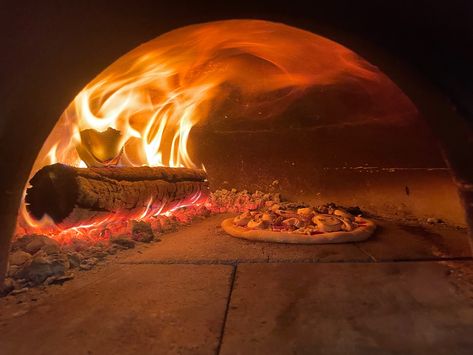 Woodfired Pizza Oven, Woodfired Pizza, Pizza Oven Plans, Barbecue Pizza, Outdoor Fireplace Pizza Oven, Username Generator, Cob Oven, Fire Oven, Diy Pizza Oven