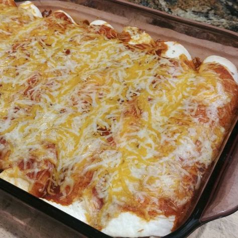 Firehouse Recipes, Mexican Magic, Creamy Chicken Enchiladas Recipe, Easy Creamy Chicken, Easy Chicken Enchilada Recipe, Fajita Seasoning Mix, Easy Enchiladas, Creamy Chicken Enchiladas, Enchilada Recipe