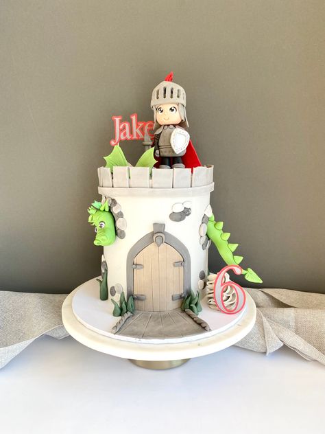 Knight Birthday Cake, Knight Cake, Knight Birthday, Baptism Themes, Baby Shower Cake Designs, Dragon Cake, Dinosaur Birthday Cakes, Castle Cake, Dragon Party