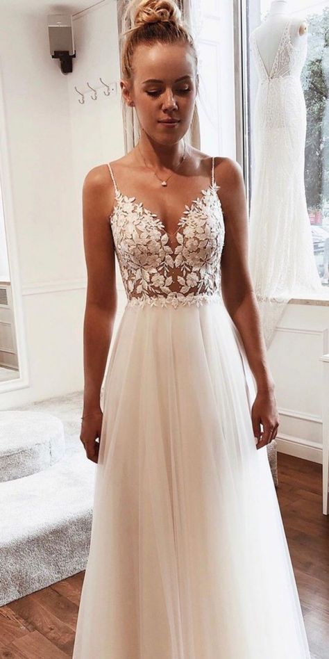 Gown Neckline, Wedding Outfits For Women, Ballgown Wedding, Lace Wedding Dress With Sleeves, Cute Wedding Dress, Dresses Mermaid, Dress Indian, Lace Wedding Dresses, A Wedding Dress