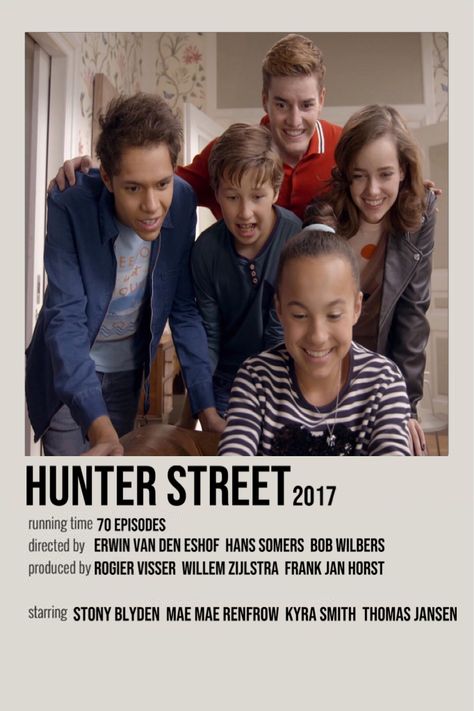 Hunter Street Nickelodeon, Movie Character Posters, Hunter Street, Movies To Watch Teenagers, Iconic Movie Posters, Cute Minions, Film Posters Minimalist, Spy Kids, Perfect Movie