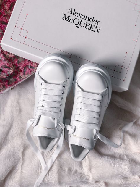 Alexander McQueen Mc Queen Alexander Shoes, Alexander Mcqueen White, Alexander Mcqueen Shoes Black, Alxendar Mcqueen Shoes, Alexander Mcqueen Oversized Sneaker, Leather Denim, Sneakers White, White Sneaker, Sneaker Boots