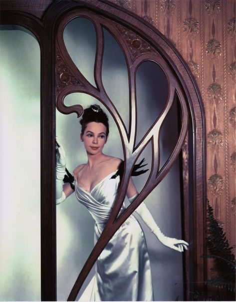 Leslie Caron Gigi 02 | Flickr - Photo Sharing! Gigi Movie, Gigi 1958, Leslie Caron, Ella Enchanted, Hollywood Vintage, Hollywood Costume, Cecil Beaton, Fair Lady, Actrices Hollywood