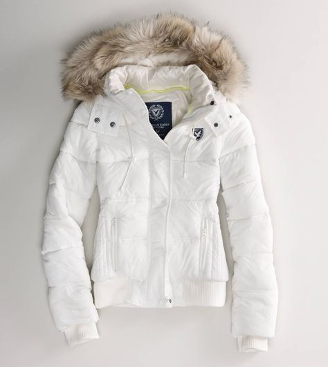 Isn't it beautiful, at American Eagle. Frilly Blouse, Fall Winter Jacket, Jacket Fur, Warm Winter Jackets, Nice Clothes, Jackets Women, Winter Clothing, Fur Hood, White Jacket