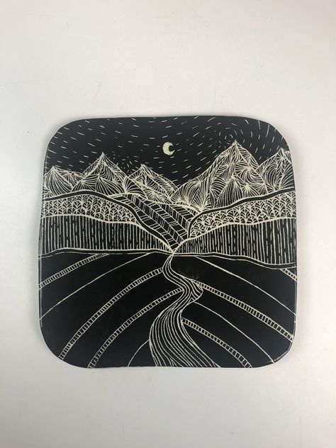 Sgraffito Designs Mountains, Sgraffito Mountains, Sgraffito Plate Designs, Sgraffito Designs Plates, Pottery Plate Designs, Sgraffito Designs Easy, Mishima Pottery, Sgraffito Designs Pattern, Sgraffito Plates