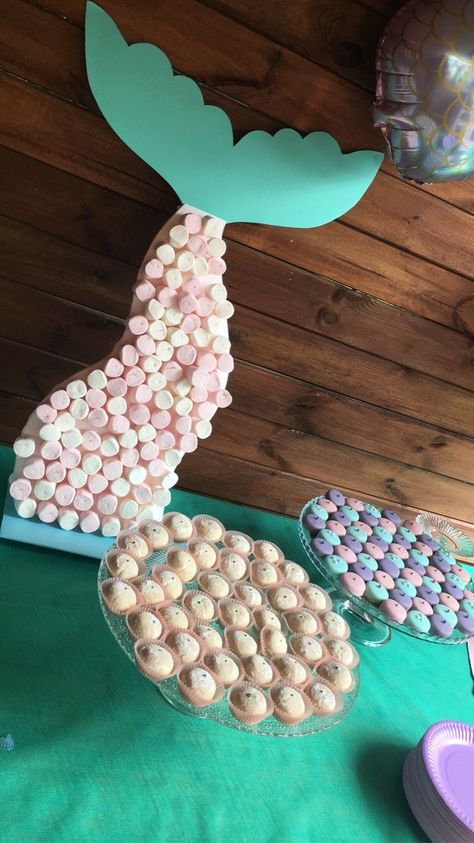 Napolitains , ghoribas, marshmallows Mermaid Party, Marshmallows, Mermaid, Coffee Table, Home Decor