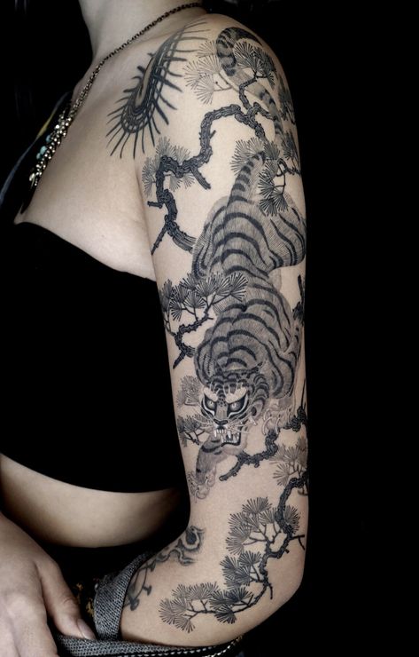 Asian Tattoos Sleeve, Korean Arm Sleeve Tattoo, Japanese Women Tattoo Design, Chinese Inspired Sleeve Tattoo, Asian Tattoos Ideas, Japanese Style Tattoos Women, Haetae Korean Tattoo, Korean Cloud Tattoo, Korean Arm Tattoo