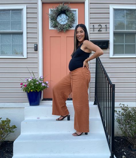 Linen pants with a black bodysuit top #maternitystyle Linen Pants Maternity Outfit, Maternity Wide Leg Pants Outfit, Linen Pants Pregnancy Outfit, Linen Maternity Pants, Black Stretch Maternity Pants, Black Bump Friendly Maternity Bottoms, Linen Pants Outfit, Wide Leg Pants Outfit, Bodysuit Top