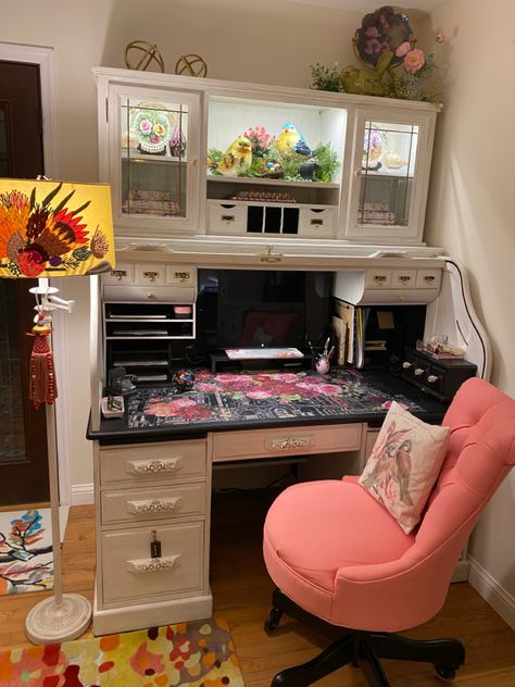 This was a medium oak rolltop desk and hutch. Added efex designs to the handles, painted white then glazed and added furniture transfers to the work area. Love it now! Vintage Roll Top Desk Makeover, Repurposed Roll Top Desk Ideas, Rolltop Desk Repurpose, Refinish Roll Top Desk, Redone Roll Top Desk, Rolltop Desk Makeover, Pink Roll Top Desk, Roll Top Desks, Desk And Hutch