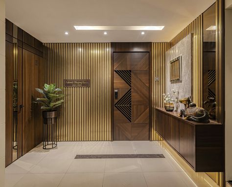 Modern Entrance Lobby Design Residential, Entrance Lobby Design Residential, Flat Entrance Design Modern, Flat Entrance Lobby Design, Lobby Design Residential, Flat Entrance Design, Door Panelling, Lobby Design Ideas, Tv Cabinet Ideas