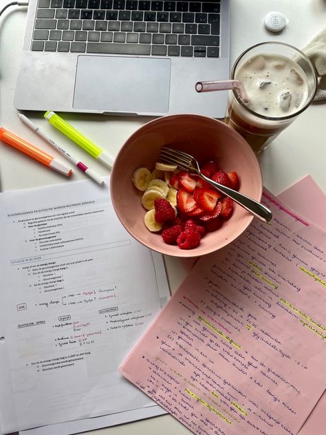 #study #motivation #photography #exam #fashion #ideas #fruit #breakfast #inspiration #instagram Summer Study Motivation, Study Snacks Ideas, Study Asthetic, Study Food, Morning Study, Study Snacks, Breakfast Inspiration, Summer Study, Study Vibes