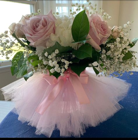 Baby Shower Nena, Tutu Centerpieces, Tutu Baby Shower, Ballerina Baby Showers, Ballerina Birthday Parties, Ideas Baby Shower, Ballerina Party, Ballerina Birthday, Baby Shower Princess