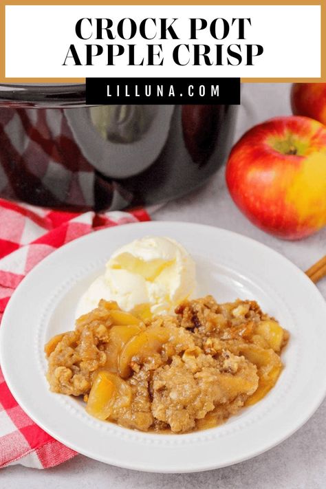 Seasonal crock pot apple crisp with a cinnamon-spiced topping is an easy crowd-pleaser that's prepped in minutes! #crockpotapplecrisp #applecrisp #slowcookerdessert #appledessert #fruitcrisp Thanksgiving Slow Cooker Recipes, Thanksgiving Slow Cooker, Slow Cooker Apple Crisp, Crockpot Apple Crisp, Oat Crumble Topping, Slow Cooker Apple, Slow Cooker Turkey Chili, Lil Luna, Apple Crisp Recipe