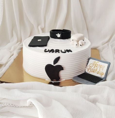 Apple Gadgets, Magic Cake, Creative Birthday Cakes, Creative Birthday, Car Cake, Theme Cake, Home Baking, Apple Phone, I Phone