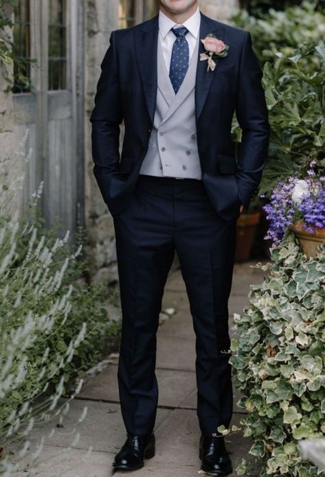 Blue Black Suit Men Wedding, Midnight Blue Groom Suit, Navy Morning Suit Wedding, Blue Gray Suit Wedding, Midnight Blue Suit Wedding, Dark Navy Groom Suit, Dark Blue Suit Men Wedding, Dark Blue Suit Men, Dark Blue Wedding Suit