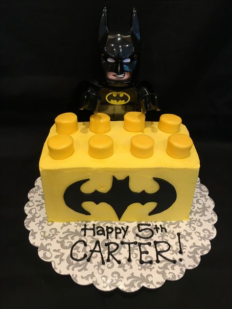 Lego Batman Birthday Cake, Lego Batman Birthday Party, Easy Kids Birthday Cakes, Lego Batman Cakes, Angry Birds Birthday Cake, Lego Batman Birthday, Batman Birthday Cakes, Pull Apart Cake, 5th Birthday Cake